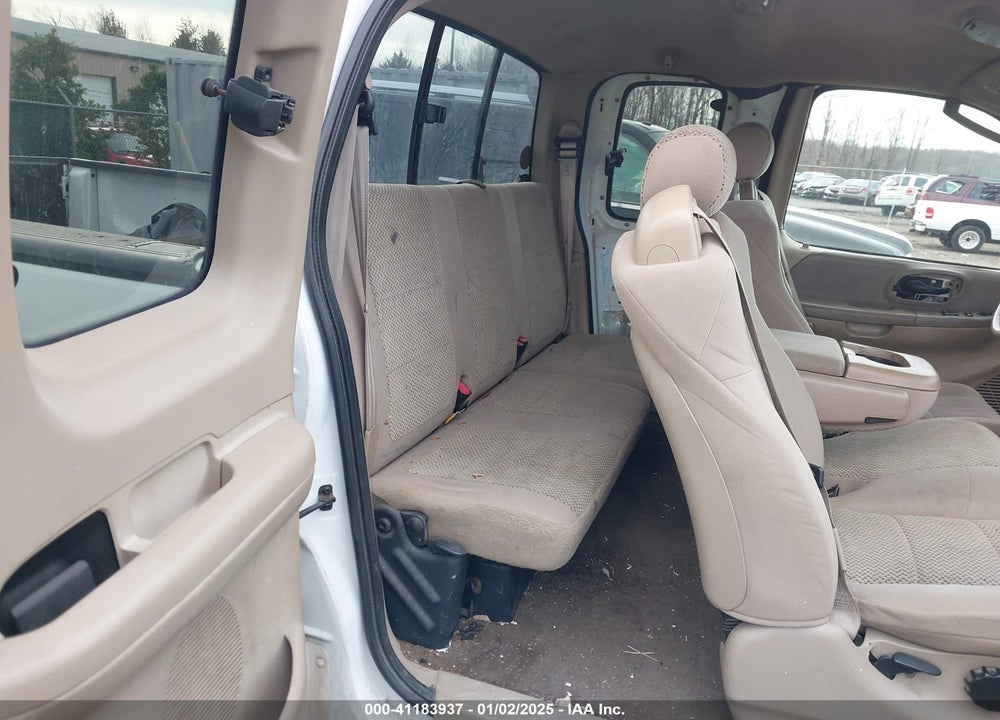 2002 FORD F-150 LARIAT/XL/XLT VIN: 1FTRX18L42NB33325