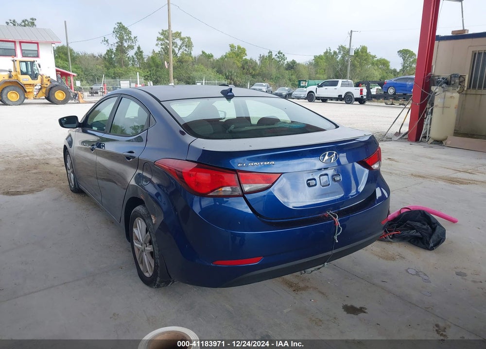 2016 HYUNDAI ELANTRA SE VIN: 5NPDH4AE7GH719819