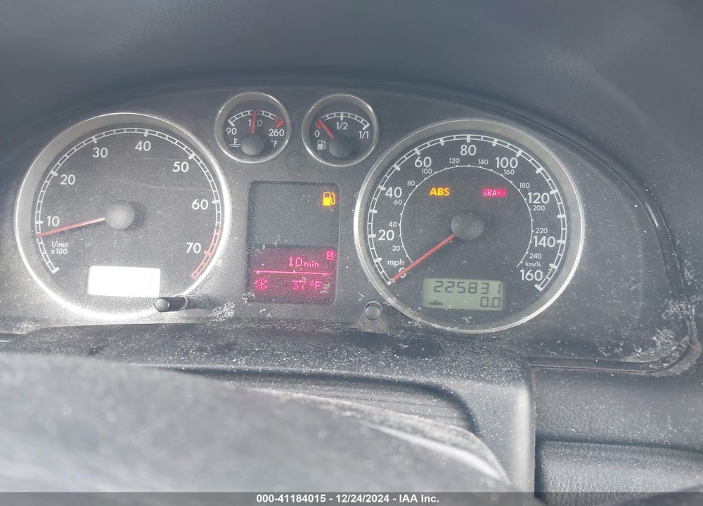 2002 VOLKSWAGEN PASSAT GLX VIN: WVWRH63B42P340732