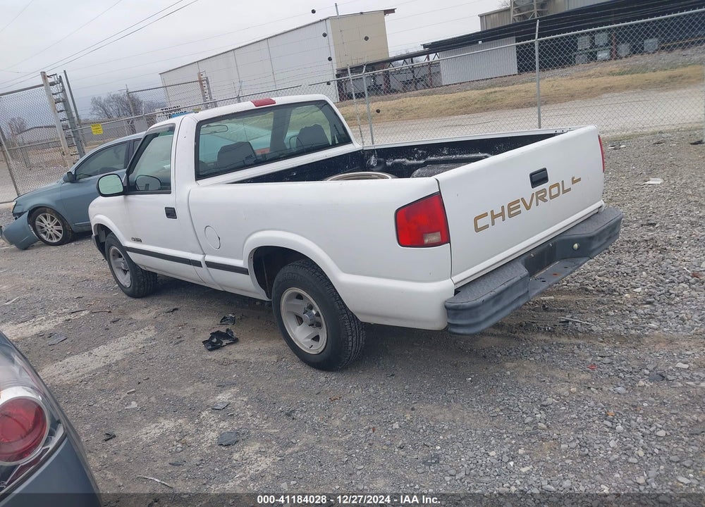 1994 CHEVROLET S TRUCK S10 VIN: 1GCCS1446R8241702