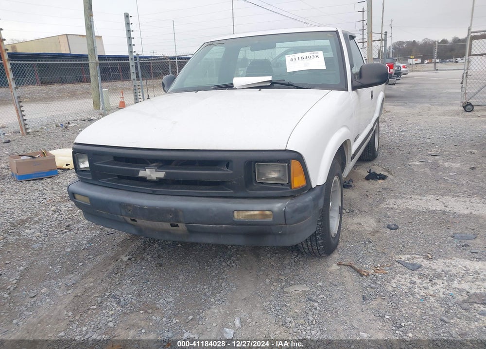 1994 CHEVROLET S TRUCK S10 VIN: 1GCCS1446R8241702
