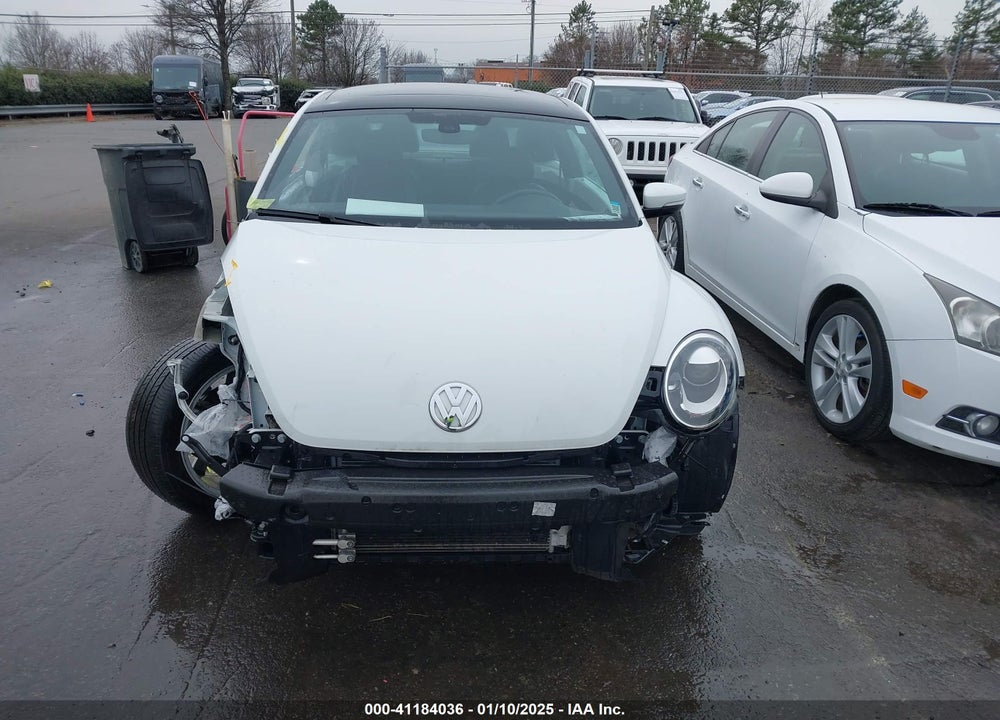 2019 VOLKSWAGEN BEETLE 2.0T SE VIN: 3VWJD7AT3KM720559