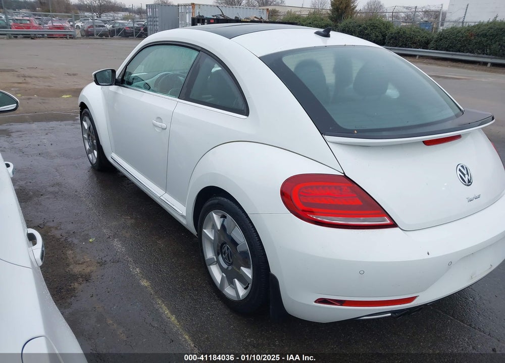 2019 VOLKSWAGEN BEETLE 2.0T SE VIN: 3VWJD7AT3KM720559