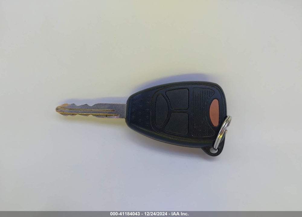 2005 JEEP LIBERTY SPORT VIN: 1J4GK48K75W607761