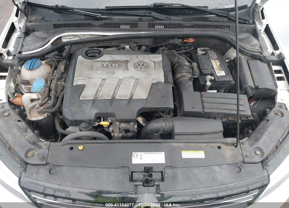 2014 VOLKSWAGEN JETTA VIN: 3VW3L7AJ1EM425801