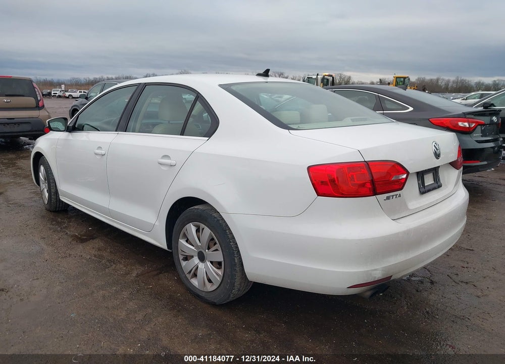 2014 VOLKSWAGEN JETTA VIN: 3VW3L7AJ1EM425801