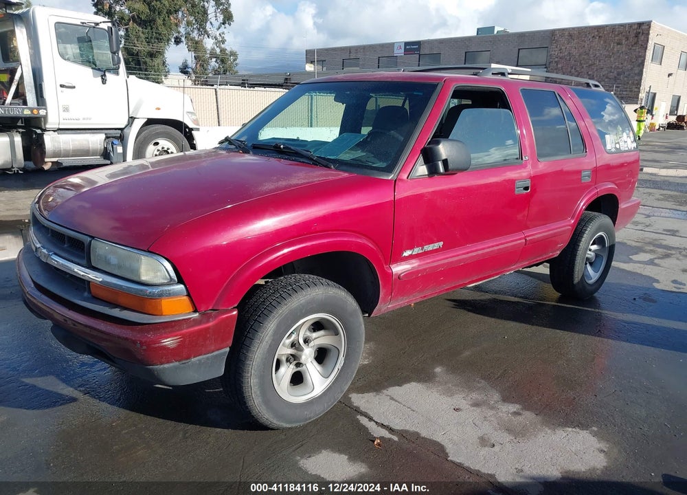 2002 CHEVROLET BLAZER LS VIN: 1GNCS13W22K106123
