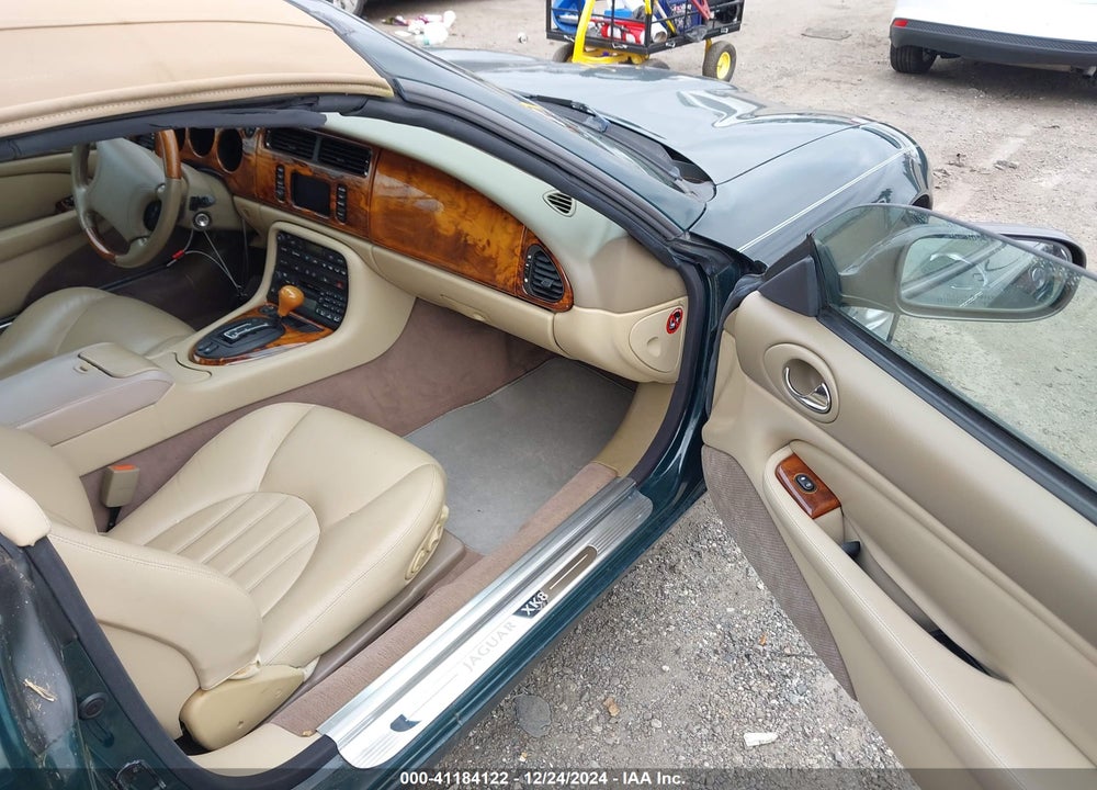 2000 JAGUAR XK8 VIN: SAJJA42C7YNA09877