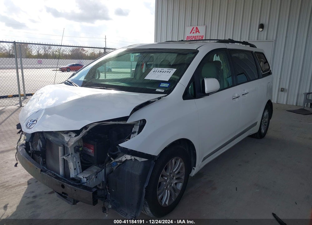 2014 TOYOTA SIENNA XLE LIMITED VIN: 5TDYK3DC4ES439032