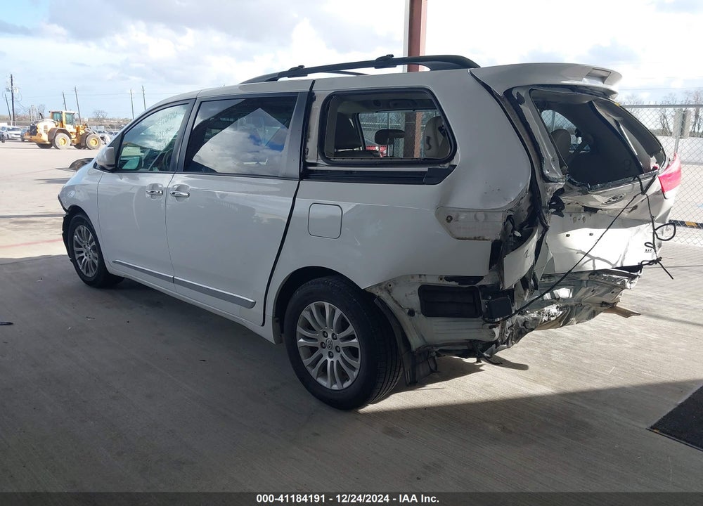 2014 TOYOTA SIENNA XLE LIMITED VIN: 5TDYK3DC4ES439032