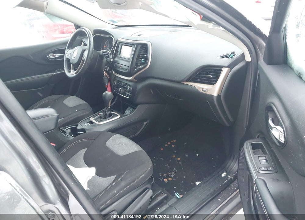 2014 JEEP CHEROKEE LATITUDE VIN: 1C4PJLCS3EW185157