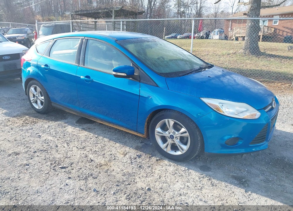 2014 FORD FOCUS SE VIN: 1FADP3K24EL181046