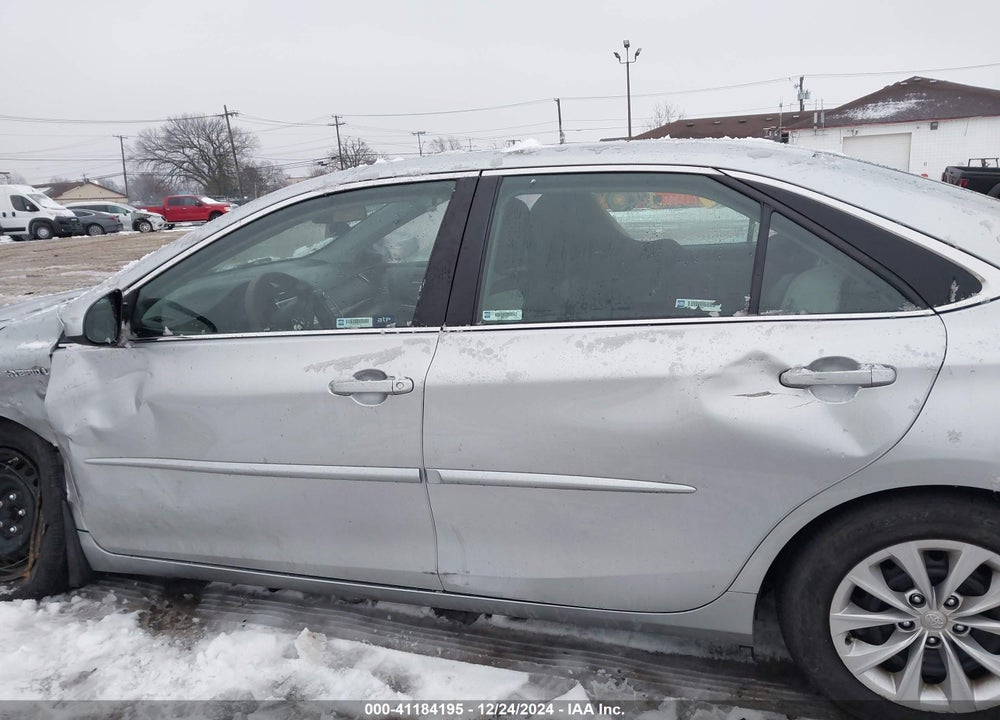 2015 TOYOTA CAMRY HYBRID LE VIN: 4T1BD1FK5FU146516