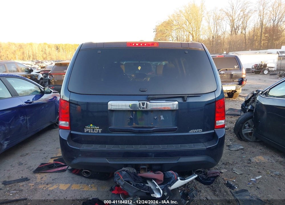 2012 HONDA PILOT VIN: 5FNYF4H68CB002750
