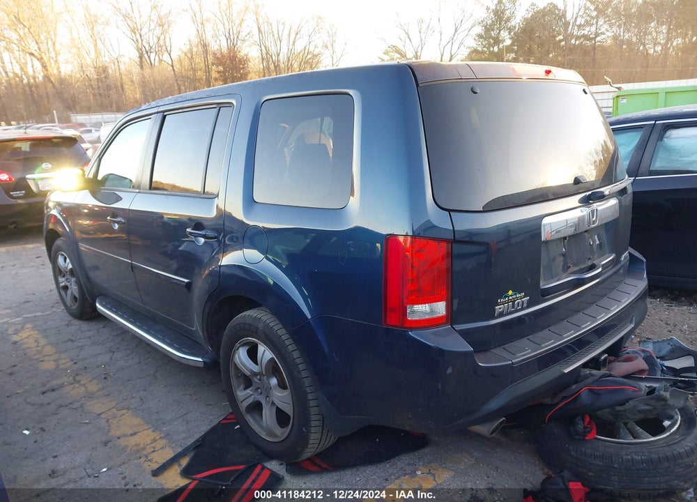 2012 HONDA PILOT VIN: 5FNYF4H68CB002750