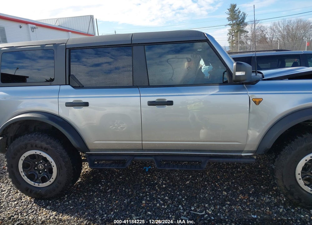 2022 FORD BRONCO BADLANDS VIN: 1FMEE5DP5NLB85773