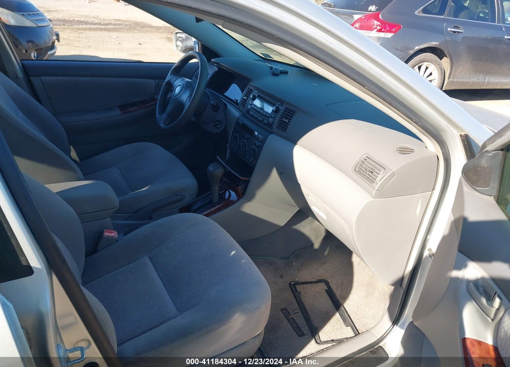 2005 TOYOTA COROLLA LE VIN: 1NXBR32EX5Z396653