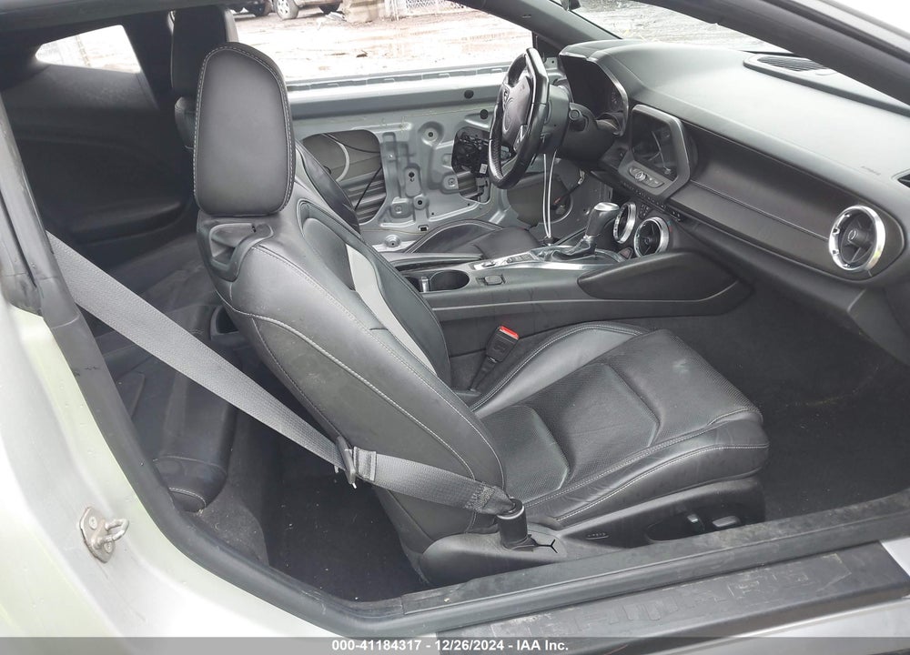 2018 CHEVROLET CAMARO 2LT VIN: 1G1FD1RS3J0142605