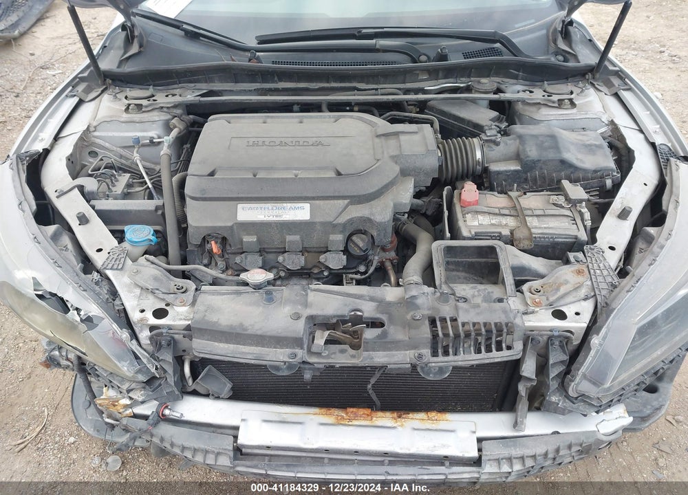 2015 HONDA ACCORD EX-L V-6 VIN: 1HGCR3F83FA033001