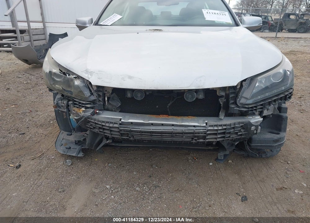 2015 HONDA ACCORD EX-L V-6 VIN: 1HGCR3F83FA033001