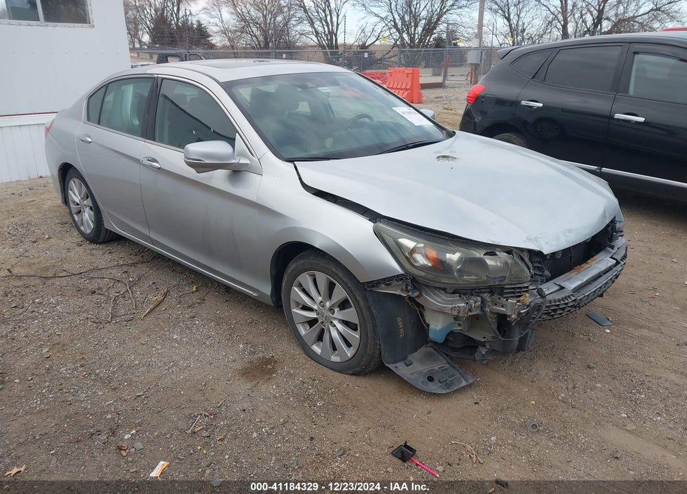 2015 HONDA ACCORD EX-L V-6 VIN: 1HGCR3F83FA033001
