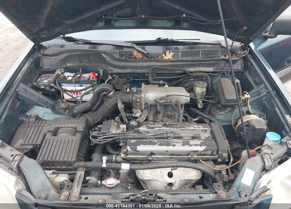 1998 HONDA CR-V LX VIN: JHLRD1845WC062139