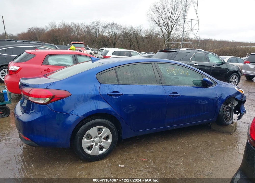 2018 KIA FORTE VIN: 3KPFL4A70JE199175