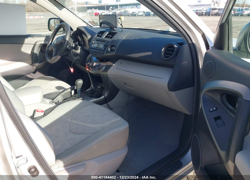 2012 TOYOTA RAV4 VIN: 2T3BF4DV5CW208881