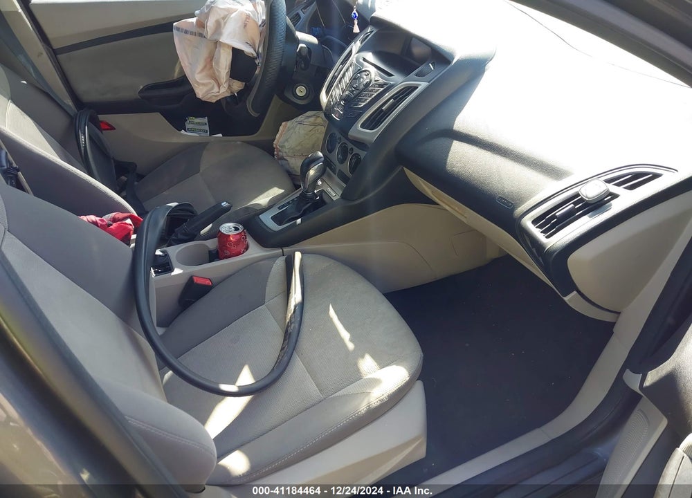 2014 FORD FOCUS SE VIN: 1FADP3F21EL387600