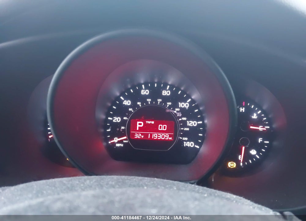 2015 KIA SOUL VIN: KNDJP3A5XF7145588