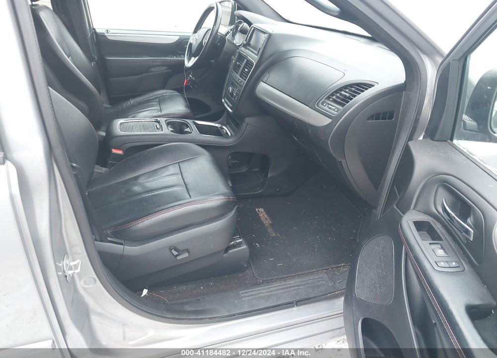 2016 DODGE GRAND CARAVAN R/T VIN: 2C4RDGEG2GR344892
