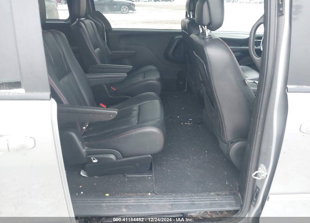 2016 DODGE GRAND CARAVAN R/T VIN: 2C4RDGEG2GR344892
