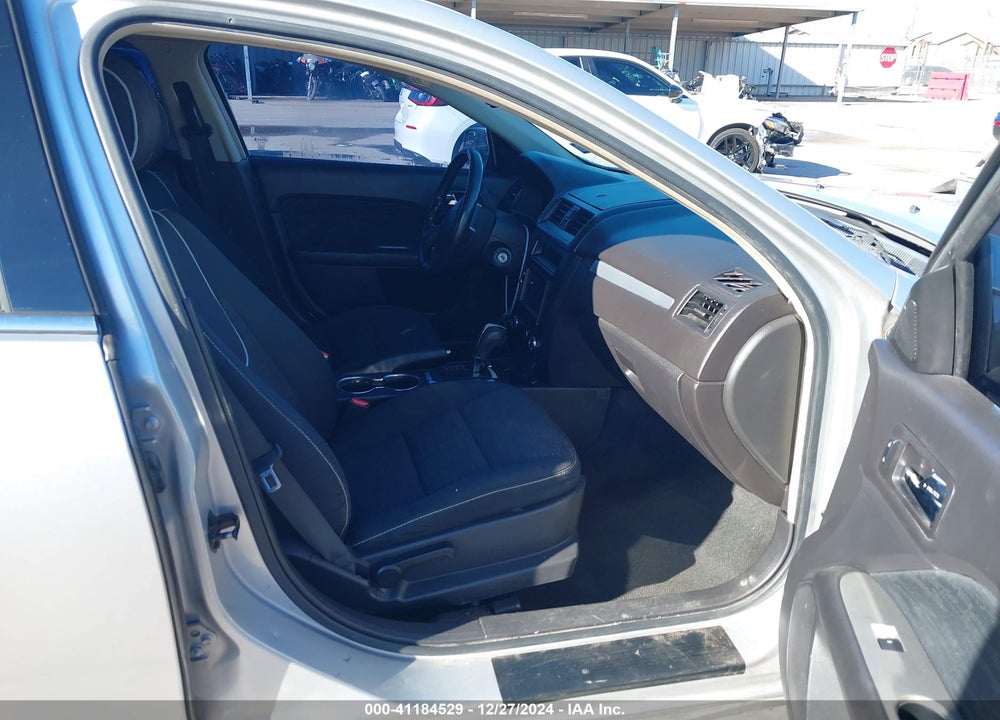 2011 FORD FUSION SE VIN: 3FAHP0HA8BR297667