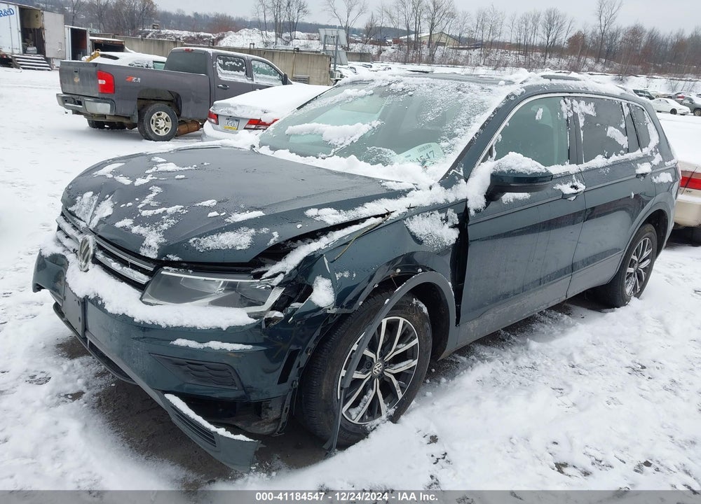 2019 VOLKSWAGEN TIGUAN VIN: 3VV2B7AX4KM127620