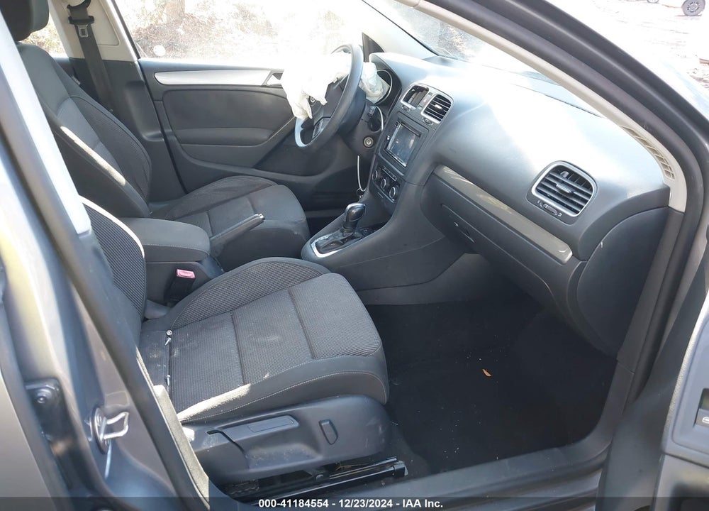 2013 VOLKSWAGEN GOLF VIN: WVWDB7AJ1DW085624