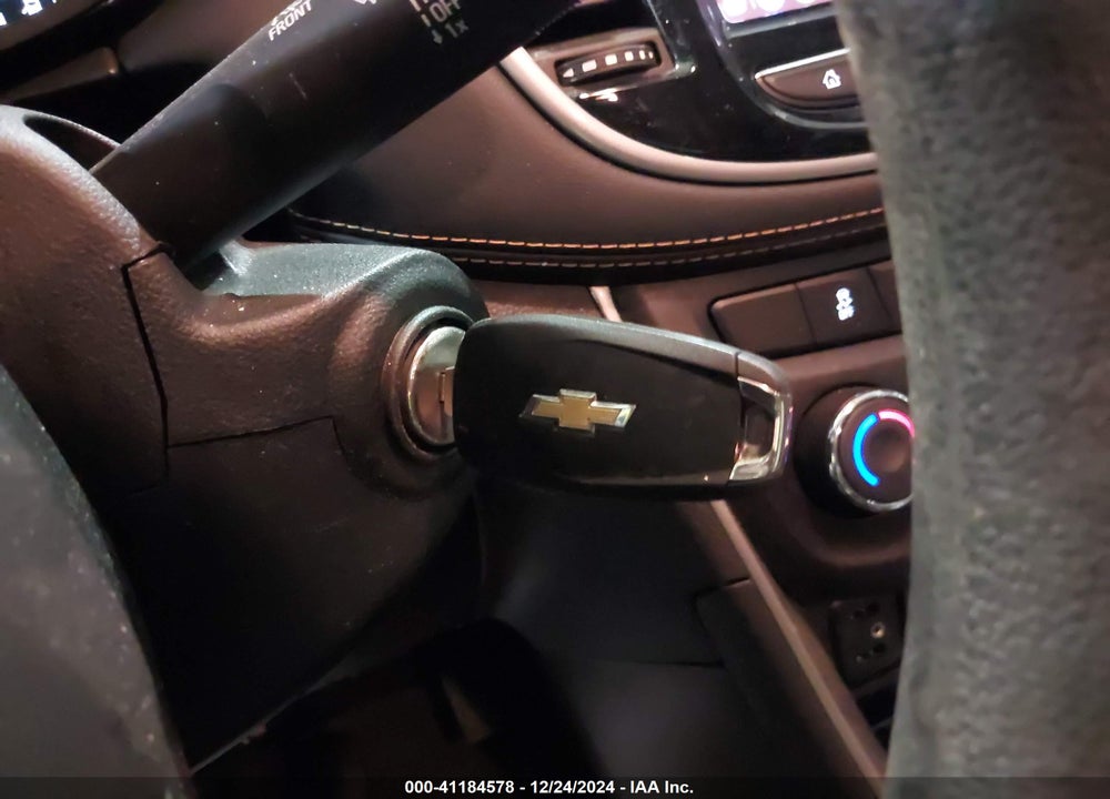 2021 CHEVROLET TRAX AWD LS VIN: KL7CJNSB7MB343837