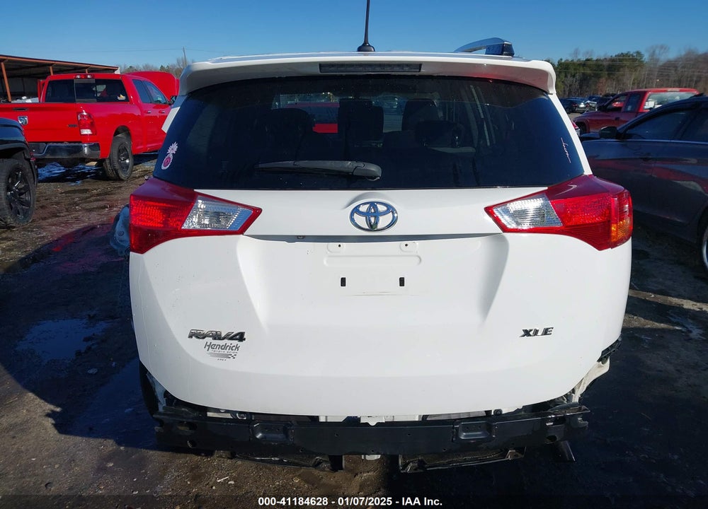 2014 TOYOTA RAV4 XLE VIN: JTMWFREV4EJ022070