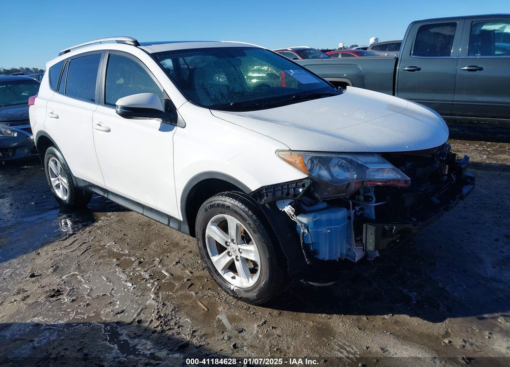 2014 TOYOTA RAV4 XLE VIN: JTMWFREV4EJ022070