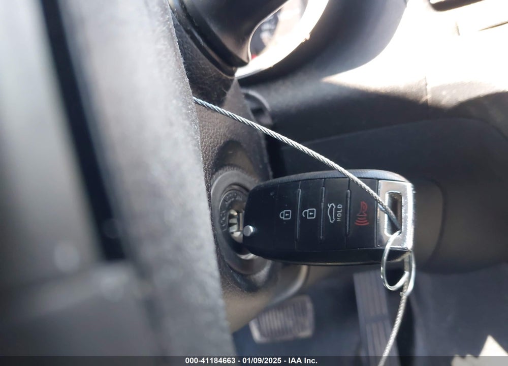 2017 KIA FORTE VIN: 3KPFL4A7XHE061847