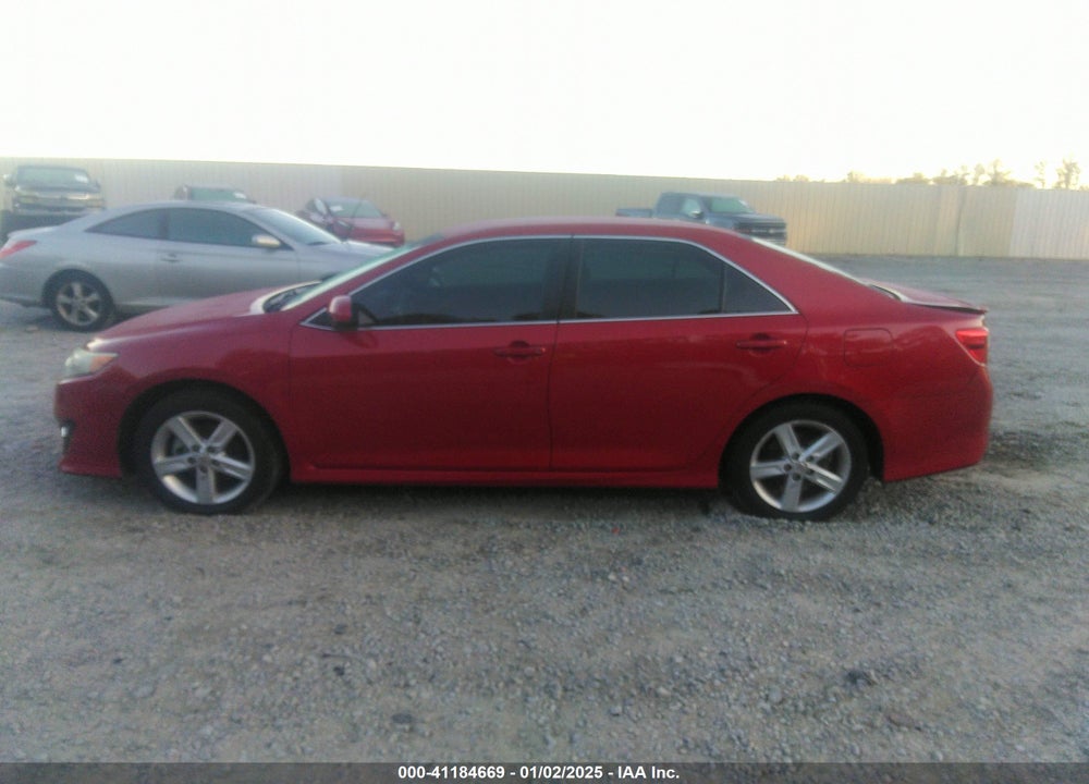 2014 TOYOTA CAMRY SE VIN: 4T1BF1FKXEU823200