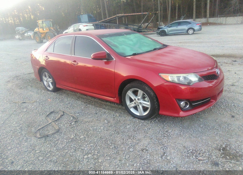 2014 TOYOTA CAMRY SE VIN: 4T1BF1FKXEU823200