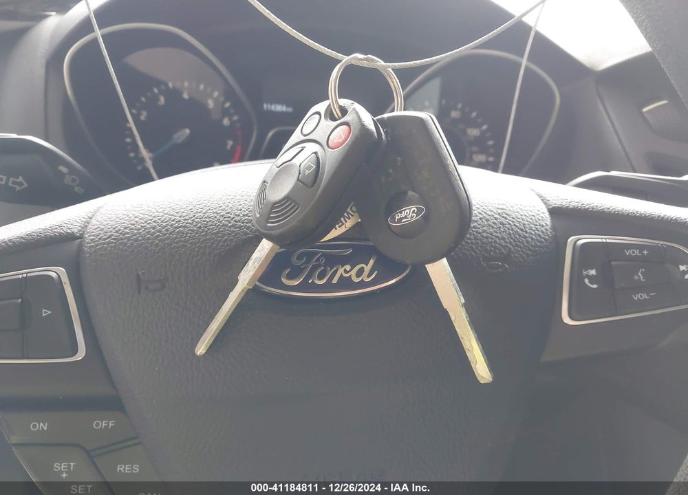 2017 FORD FOCUS VIN: 1FADP3F24HL284076