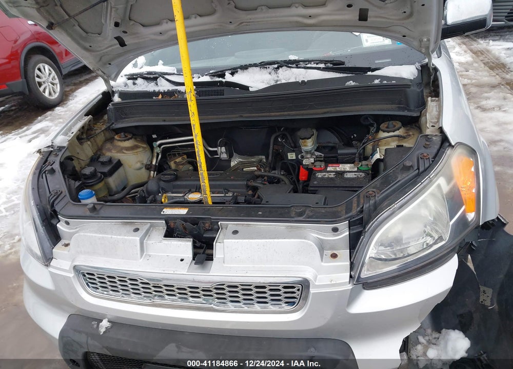 2011 KIA SOUL VIN: KNDJT2A15B7715185