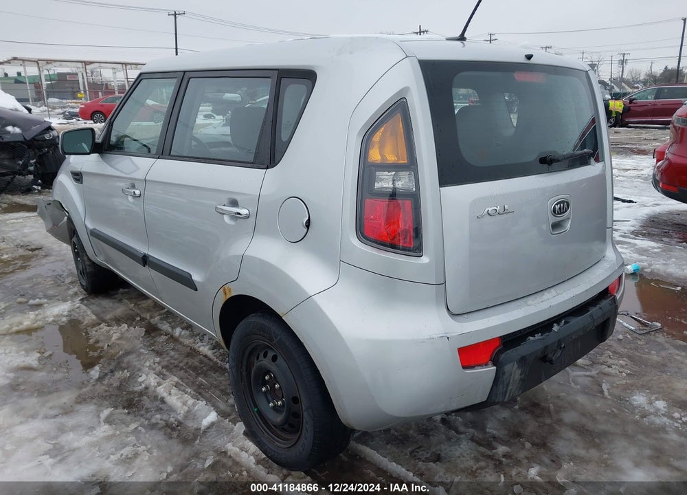 2011 KIA SOUL VIN: KNDJT2A15B7715185