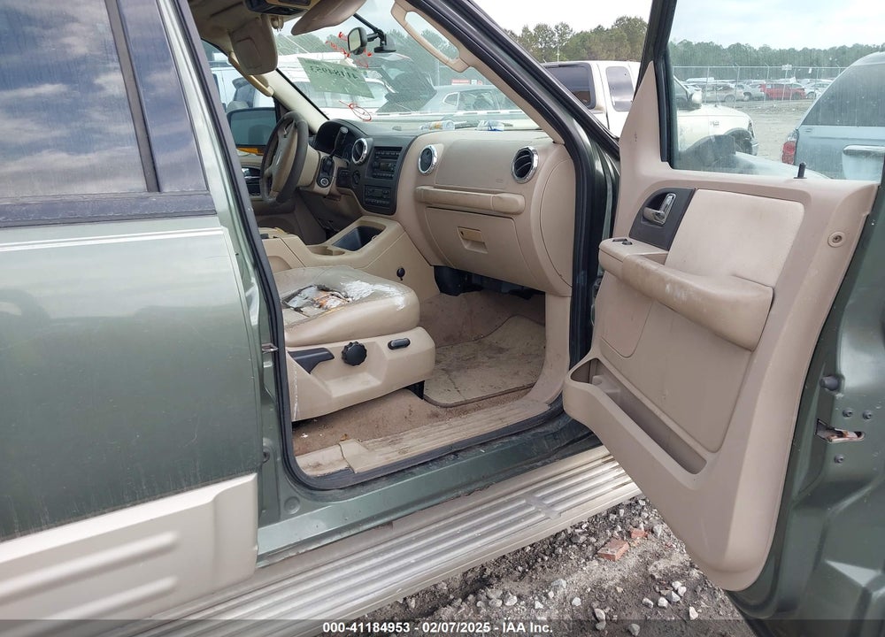 2005 FORD EXPEDITION EDDIE BAUER/KING RANCH VIN: 1FMFU185X5LB10902