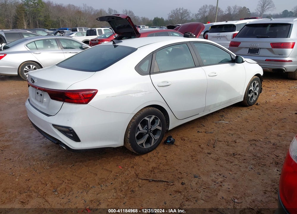 2021 KIA FORTE VIN: 3KPF24AD1ME373641
