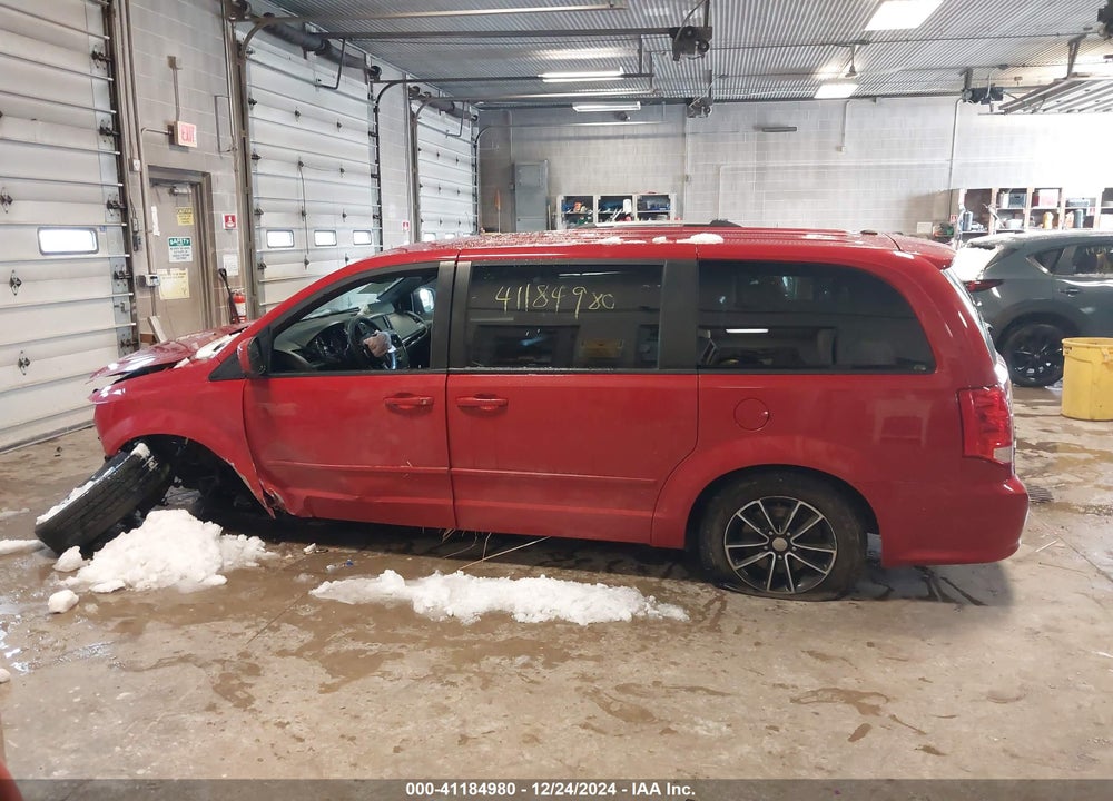 2016 DODGE GRAND CARAVAN VIN: 2C4RDGCG1GR236833