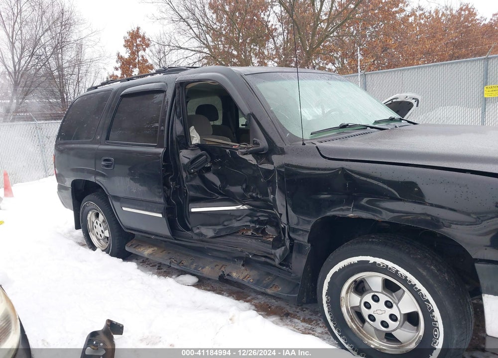 2000 CHEVROLET TAHOE ALL NEW LS VIN: 1GNEK13T0YJ211482