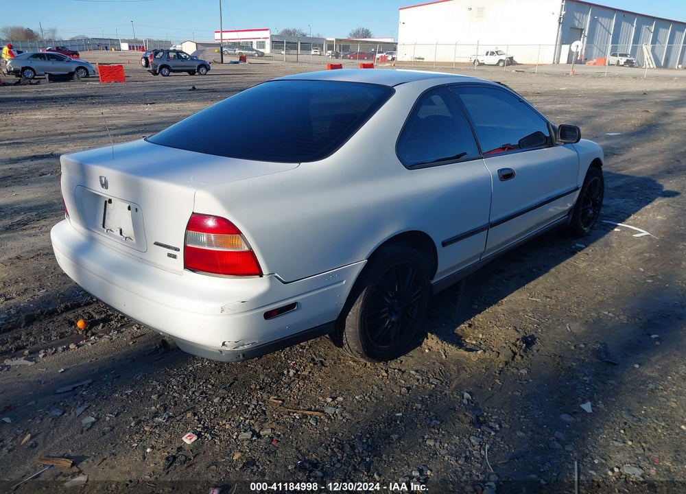 1994 HONDA ACCORD DX VIN: 1HGCD7225RA013179