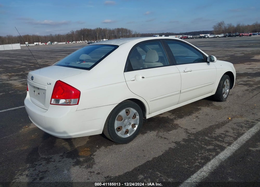 2009 KIA SPECTRA VIN: KNAFE222695654830